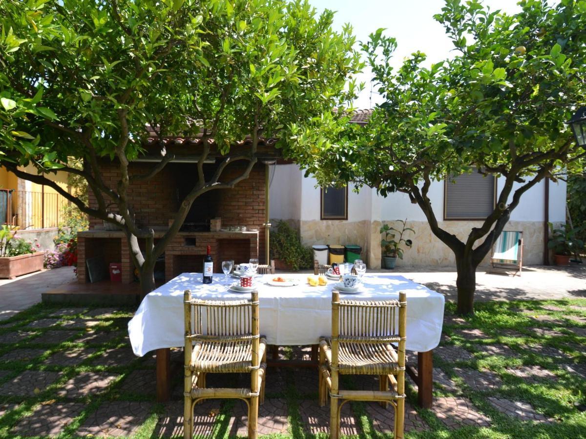 Casa Unifamiliar Con Jard N Privado Villa Agnone Bagni Dış mekan fotoğraf