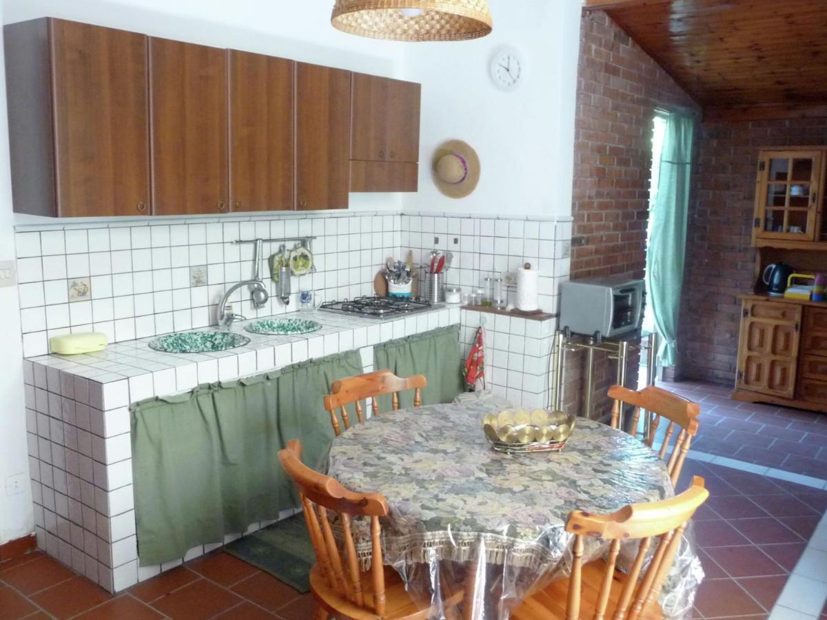 Casa Unifamiliar Con Jard N Privado Villa Agnone Bagni Dış mekan fotoğraf